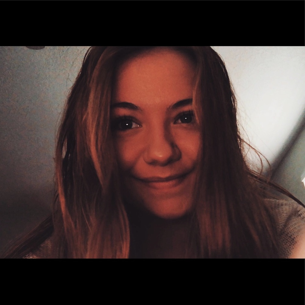 Meet your Posher, Tayla